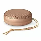 Bang & Olufsen Beosound A1 (3e Génération) Enceinte Bluetooth Portable Étanche avec 3 Micros, certifiée Cradle to Cradle - Honey Tone