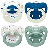 NUK Signature Day & Night Tetine pour bébé | 0-6 mois | Apaise 95 % des bébés | Sucettes en silicone sans BPA, en forme de cœur | Brille dans le noir | Étoiles | Lot de 4