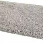 Tapis de bain antidérapant en microfibre à poils longs - Amazon Basics
