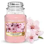 Yankee Candle Bougie Parfumée Fleur de Cerisier - 150 Heures de Combustion