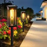 Lampe Solaire Exterieur Jardin 800mAh IP65 à Allumage Automatique pour Allées